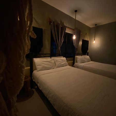 Ariche Valladolid Hotel & Hostal エクステリア 写真