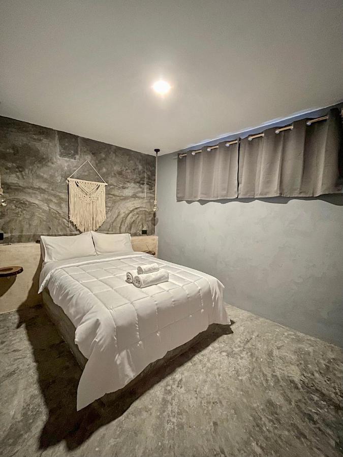 Ariche Valladolid Hotel & Hostal エクステリア 写真