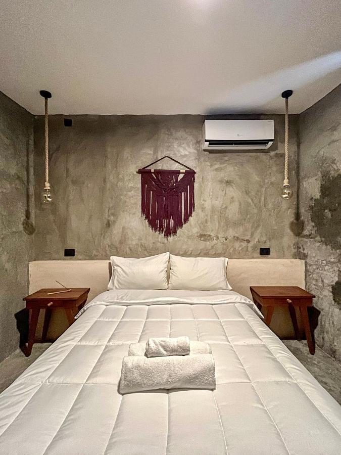 Ariche Valladolid Hotel & Hostal エクステリア 写真