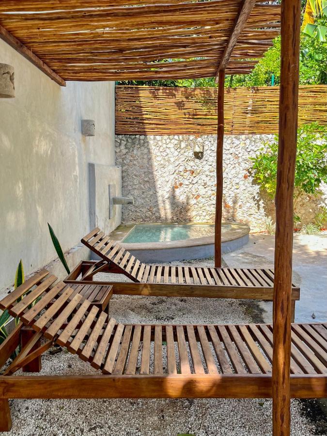 Ariche Valladolid Hotel & Hostal エクステリア 写真