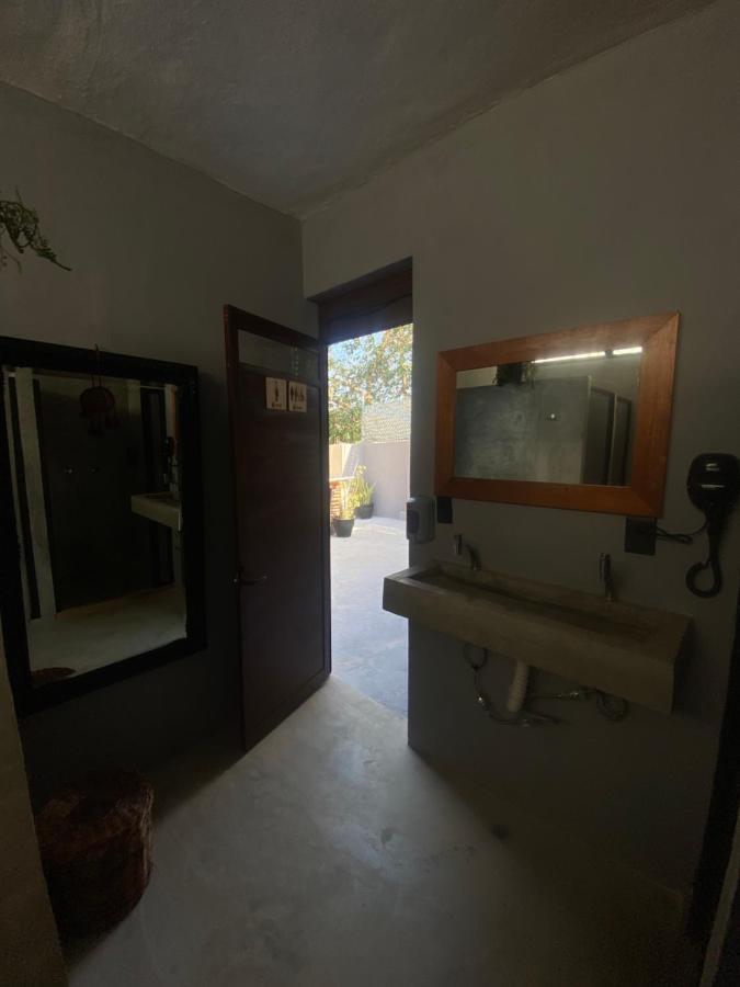 Ariche Valladolid Hotel & Hostal エクステリア 写真