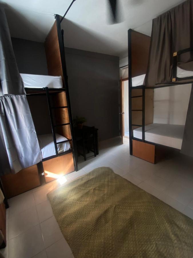 Ariche Valladolid Hotel & Hostal エクステリア 写真